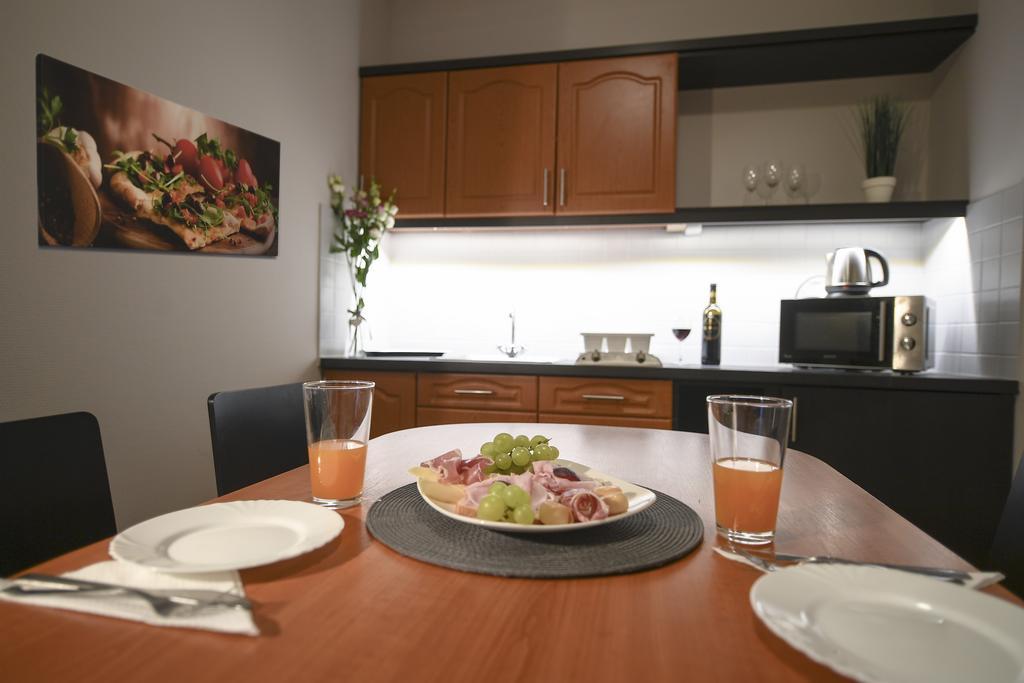 Salt Hill Apartmanok 艾格扎洛克 外观 照片