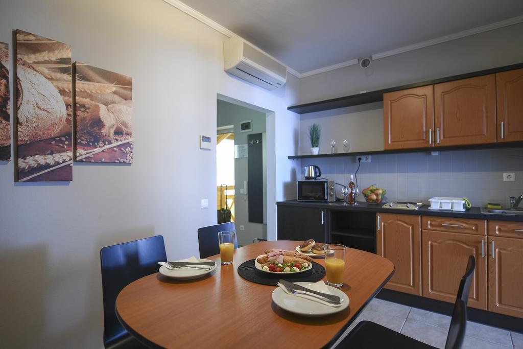 Salt Hill Apartmanok 艾格扎洛克 外观 照片